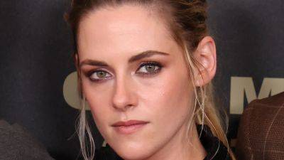 Kristen Stewart’s Mixie Cut Is the Right Side of Grunge - www.glamour.com