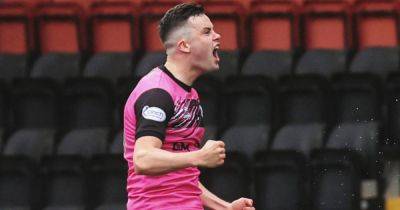 Ayr United loan star Anton Dowds making most of chance at Somerset Park - www.dailyrecord.co.uk