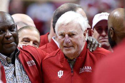 Bob Knight Dies: Hall Of Fame College Basketball Coach, ESPN Analyst Was 83 - deadline.com - Los Angeles - USA - Texas - Indiana