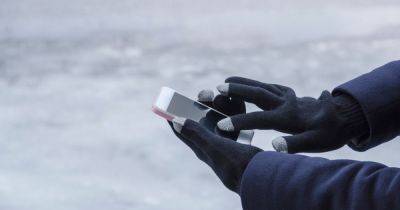M&S shoppers are rushing to get their hands on £8 cosy touchscreen gloves ahead of winter - www.ok.co.uk