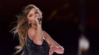 Taylor Swift Postpones Buenos Aires Concert As “Truly Chaotic” Weather Hits City - deadline.com - Australia - France - Sweden - city Rio De Janeiro - Tokyo - Argentina - city Buenos Aires - Singapore - Kansas City