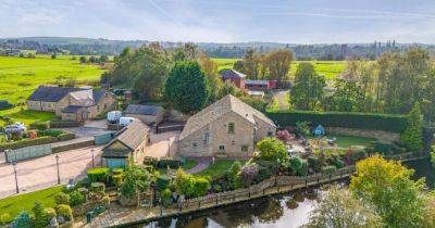 Inside the fairytale canal-side barn hidden in 'secluded' Greater Manchester hamlet surrounded by beautiful countryside - www.manchestereveningnews.co.uk - Manchester