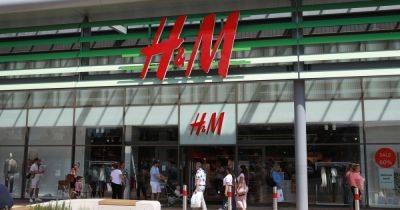 H&M's 'absolute bargain' leggings that 'fit perfectly' slashed in pre-Black Friday sale - www.dailyrecord.co.uk