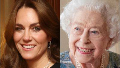 Kate Middleton Wore Queen Elizabeth's Favorite Pearl Necklace on Remembrance Day - www.glamour.com - Britain - Bahrain