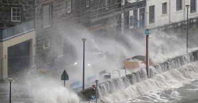Storm Debi hits Scotland LIVE amid 80mph winds and 'danger to life' warning - www.dailyrecord.co.uk - Scotland - Ireland