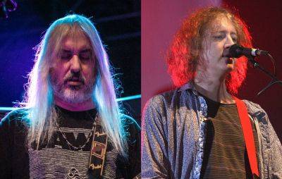 Watch My Bloody Valentine’s Kevin Shields join Dinosaur Jr. to cover The Cure in London - www.nme.com - Britain - London - state Massachusets