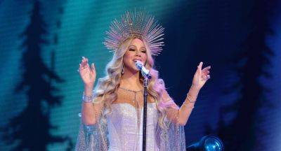 Mariah Carey's Set List for 2023 Christmas Tour Revealed After First Show! - www.justjared.com - Los Angeles - Los Angeles - New York - California - Chicago - Santa - city Philadelphia - Boston - state Kansas - county Highland