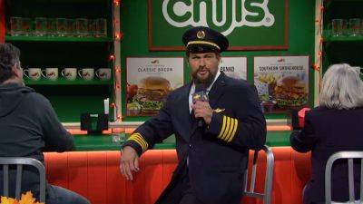 ‘Saturday Night Live’: Jason Momoa Plays Frisky Airline Pilot In Pre-Thanksgiving Sketch - deadline.com - county Rogers - city Newark