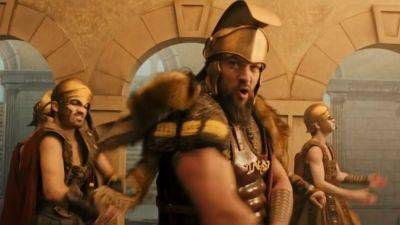 ‘Saturday Night Live’: Jason Momoa Spoofs Roman Empire TikTok Trend In Full Gladiator Armor - deadline.com - Rome