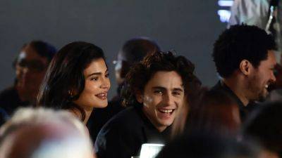 Kylie Jenner and Timothée Chalamet Caught Yukking It Up - www.glamour.com - New York