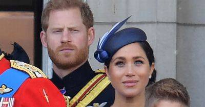 Prince Harry caught giving Meghan a firm instruction in awkward viral moment which sparks fury - www.dailyrecord.co.uk