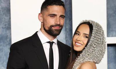 Becky G and Sebastian Lleget reunite for the first time since his cheating accusations - us.hola.com - Los Angeles - USA