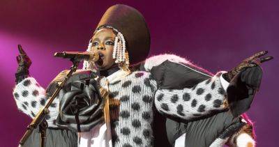Lauryn Hill Postpones 2023 Tour Dates Due To “Serious Vocal Strain” - deadline.com - Los Angeles - Miami - Atlanta - Chicago - Nashville - Boston - city Charlotte - city Tampa