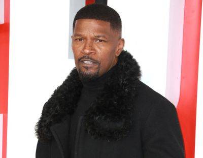 Jamie Foxx Accused Of Sexually Assaulting Woman in 2015 At NYC Rooftop Bar In New Lawsuit - perezhilton.com - New York - Beyond