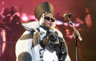 Lauryn Hill postpones tour with Fugees due to “serious vocal strain” - www.nme.com - USA - Florida - Alabama - state Massachusets - New Jersey - Tennessee - county Wells - North Carolina
