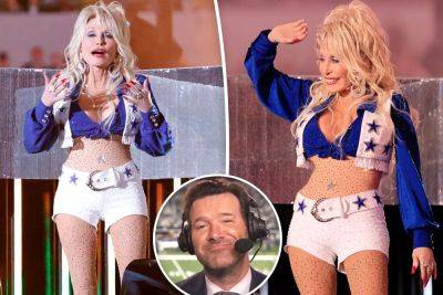 Dolly Parton, 77, rocks skimpy Dallas Cowboys cheerleader outfit during NFL halftime show as Tony Romo declares: ‘She’s wonderful’ - nypost.com