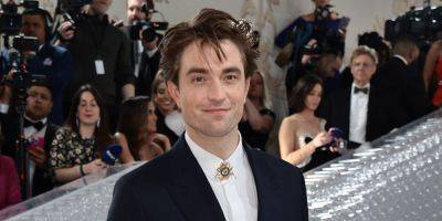 Robert Pattinson Explains Why It's 'Kind of Nice' to Feel Like a 'Total Fake,' Calls Out a Hollywood Lie - www.justjared.com - Hollywood