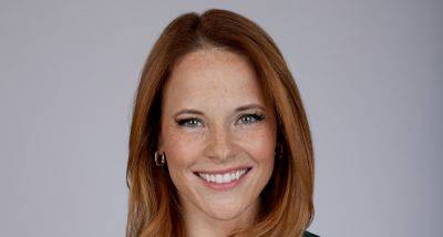 Is Katie Leclerc Single or Married? Learn More About the Hallmark Actress! - www.justjared.com - Santa