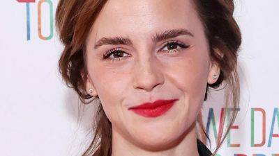 Emma Watson Tries the Exposed-Bra Trend for Her Big Red Carpet Return - www.glamour.com - London