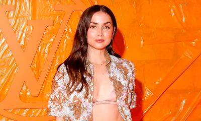 Ana de Armas looked stunning in red while filming in Australia - us.hola.com - Australia - Cuba