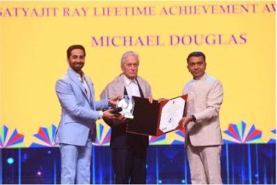 Michael Douglas Feted With Satyajit Ray Life Achievement Award & Iranian Drama ‘Endless Borders’ Wins Best Film At Goa - deadline.com - India - Iran - Afghanistan