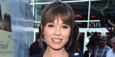 Jennette McCurdy Opens Up About Struggling With Acne at 31, Says She Feels 'Dirty' - www.justjared.com - New York