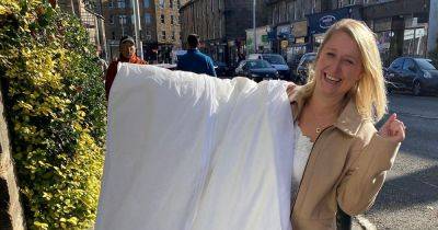 'I bought my wedding dress in a charity shop for £340 - I recommend it to every bride' - www.manchestereveningnews.co.uk - Britain - Scotland - county Cross