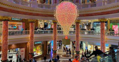 Trafford Centre confirm when Christmas lights will go on for 2023 - plus all festive opening hours - www.manchestereveningnews.co.uk - Manchester - Santa - city Tinsel