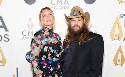 Chris Stapleton Gets Wife Morgane's Support at CMA Awards 2023 - Red Carpet Photos! - www.justjared.com - Tennessee