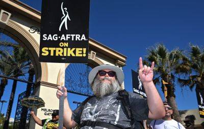 Actors’ strike ends as SAG-AFTRA and studios agree to deal, Hollywood reacts - www.nme.com