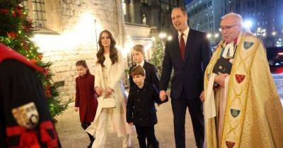 Prince William and Kate Middleton's Christmas card leaves royal fans asking 'what has happened?' - www.ok.co.uk