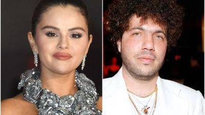 Selena Gomez Just Shared Her First Makeout Pic With New Boyfriend Benny Blanco - www.glamour.com - New York - county Story - county Blanco