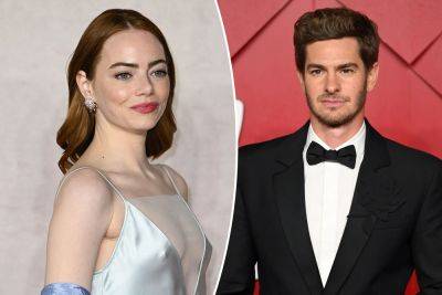 Watch Emma Stone spot ex Andrew Garfield at her film premiere: ‘This is some La La land s—t’ - nypost.com - county Andrew - county Garfield