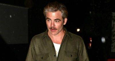 Chris Pine Steps Out for Dinner with Friends in Beverly Hills - www.justjared.com - Italy - Beverly Hills