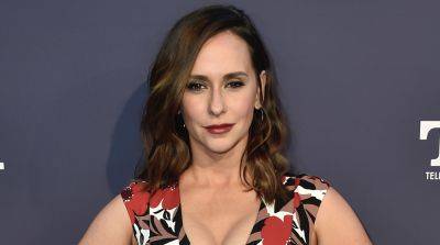 Jennifer Love Hewitt Pulled a Director Aside Who Told Her She Needed to Act Sexier, She Replied: ‘I Don’t Know What That Means. I’m Only 23’ - variety.com