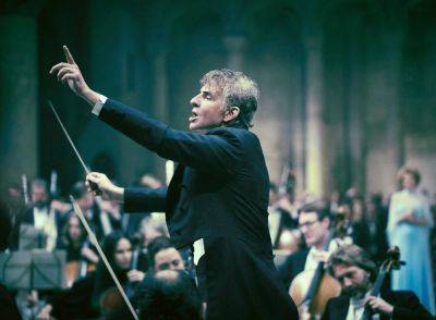 ‘Maestro’: Read The Screenplay For The Leonard Bernstein Biopic Orchestrated By Bradley Cooper - deadline.com - London - New York - New York - city Santa Claus - county Scott - county Hamilton - county Ellis