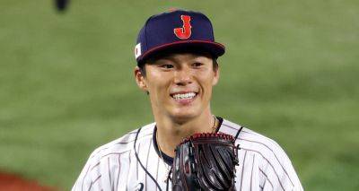 Japanese Pitcher Yoshinobu Yamamoto Signs 12 Year Deal with Los Angeles Dodgers - www.justjared.com - New York - Los Angeles - Los Angeles - Japan