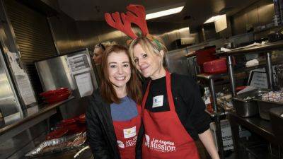 Alyson Hannigan, Emma Caulfield Ford and More Volunteer at the Los Angeles Mission’s 87th Annual Christmas Celebration - variety.com - Los Angeles - Los Angeles - city Moore