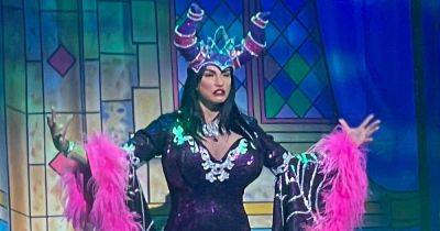 Katie Price's panto ticket prices slashed – as star's performance divides fans - www.ok.co.uk