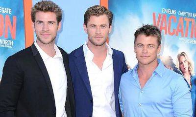 Chris Hemsworth and his brothers Luke and Liam rock out to Green Day together - us.hola.com - Australia - city Abu Dhabi