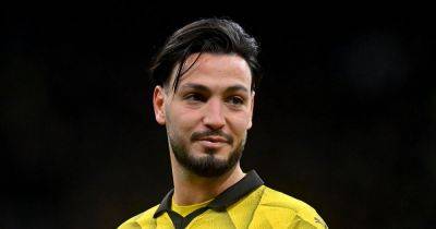 'We'll see' - Borussia Dortmund star sends transfer message to Manchester United - www.manchestereveningnews.co.uk - Manchester - Algeria