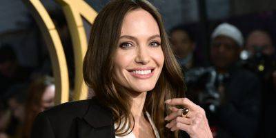 Angelina Jolie Addresses Her Relationship Status, Her Plans to Leave Hollywood, Her Family's Need to 'Heal' & Who Her Closest Friends Are - www.justjared.com - Los Angeles