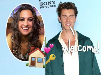 Shawn Mendes' Older Girlfriend Seen Moving In With Him!? LOOK! - perezhilton.com - Britain - city Beverly