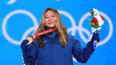 Snowboarding Champion Chloe Kim Signs With UTA - deadline.com - USA