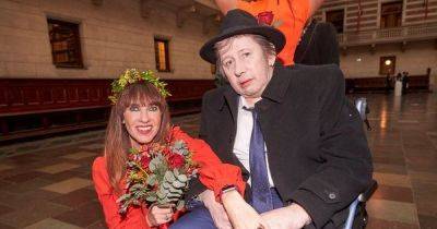 Shane McGowan's family issues emotional statement ahead of today's funeral in Ireland - www.ok.co.uk - Centre - Ireland
