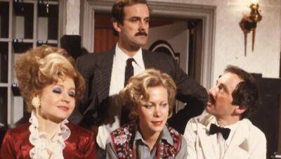 John Cleese Says ‘Fawlty Towers’ Reboot Won’t Be On The BBC & Won’t Be An “Anti-Woke Nightmare” - deadline.com - Britain