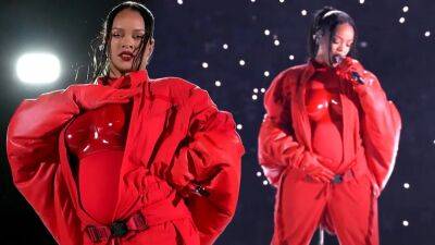 Why Rihanna Saved Her Pregnancy Announcement for Super Bowl Halftime Show - www.etonline.com - Arizona - city Glendale, state Arizona
