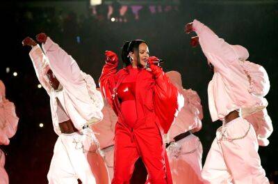 Rihanna Confirms Pregnancy Following Super Bowl Halftime Show - etcanada.com