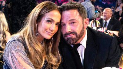 Jennifer Lopez and Ben Affleck Get Their Initials, Names Tattooed For Valentine's Day -- See the Pics! - www.etonline.com - Congo