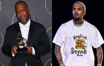 Robert Glasper put Chris Brown’s Grammys insult on a shirt and sold it for charity - www.nme.com - New Orleans